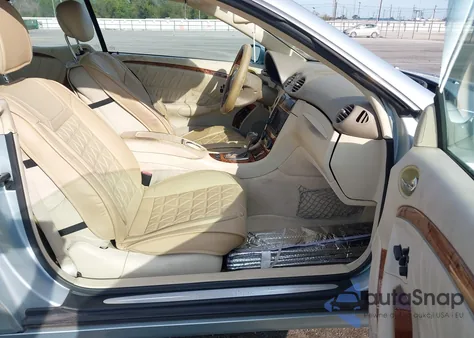 2008 Mercedes-Benz Clk 350 из США, поврежденный, VIN WDBTK56FX8T096969